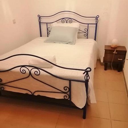 As Tres Irmas ξενώνας Bragança Δωμάτιο φωτογραφία
