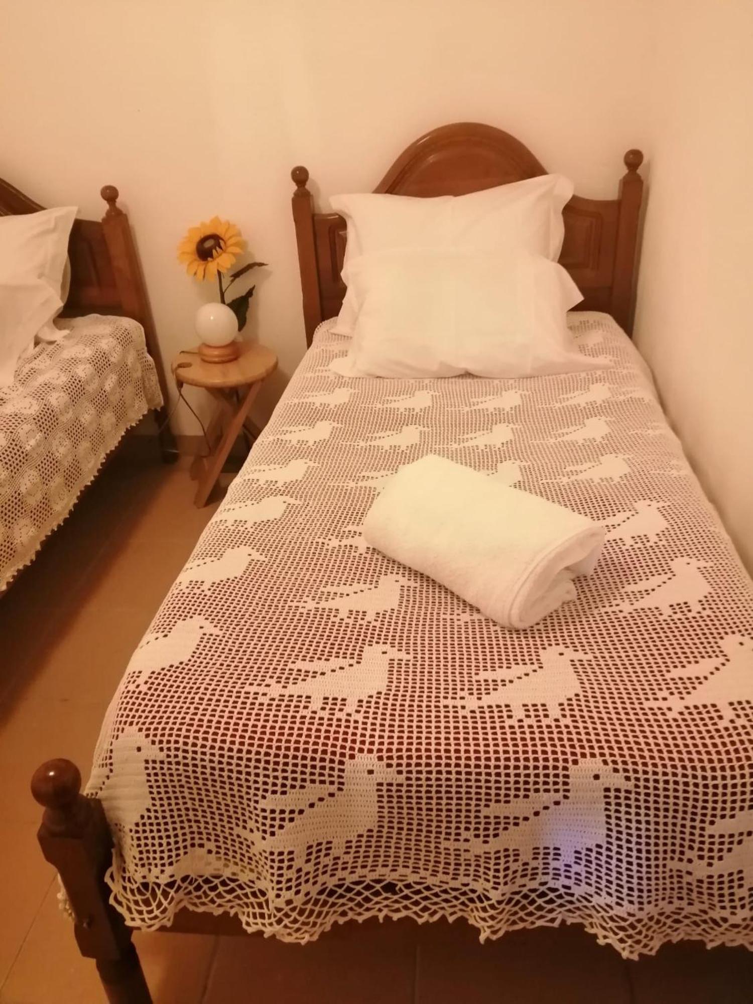 As Tres Irmas ξενώνας Bragança Δωμάτιο φωτογραφία
